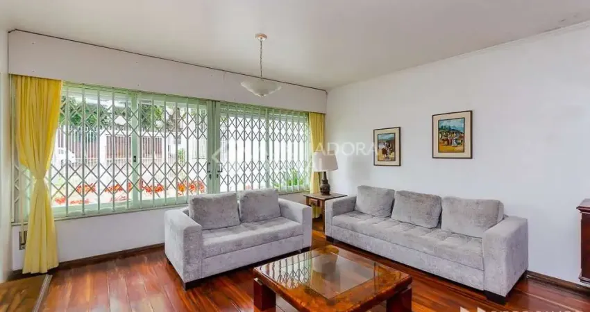 Casa com 4 quartos à venda na Rua Matias José Bins, 514, Três Figueiras, Porto Alegre