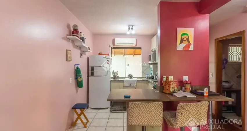 Casa em condomínio fechado com 2 quartos à venda na Rua Dolores Duran, 240, Lomba do Pinheiro, Porto Alegre