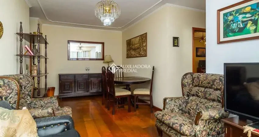 Apartamento com 2 quartos à venda na Avenida Coronel Lucas de Oliveira, 2425, Petrópolis, Porto Alegre