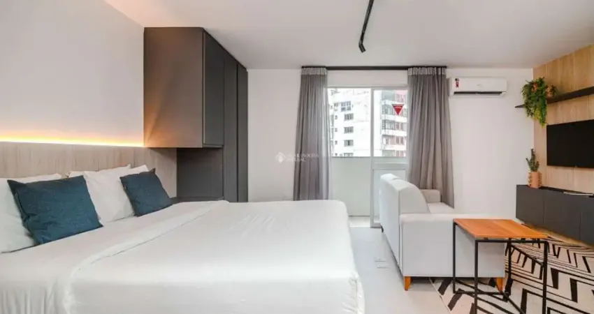 Apartamento com 1 quarto à venda na Rua Duque de Caxias, 1705, Centro Histórico, Porto Alegre