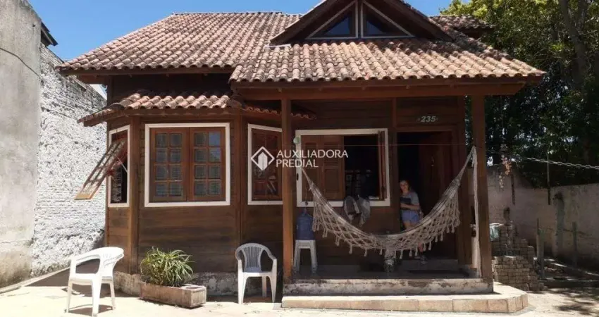 Casa em condomínio fechado com 3 quartos à venda na Rua Fernando Strehlau, 235, Jardim Itu Sabará, Porto Alegre