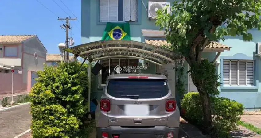 Casa em condomínio fechado com 2 quartos à venda na Avenida José Aloísio Filho, 889, Humaitá, Porto Alegre