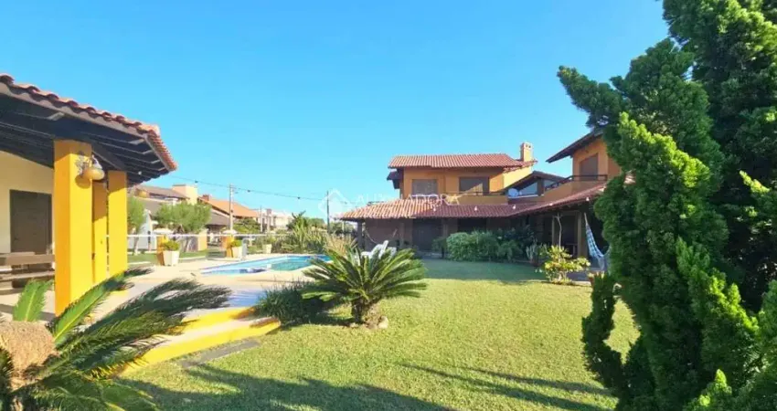 Casa com 6 quartos à venda na Castelo Branco, 37, Centro, Imbé