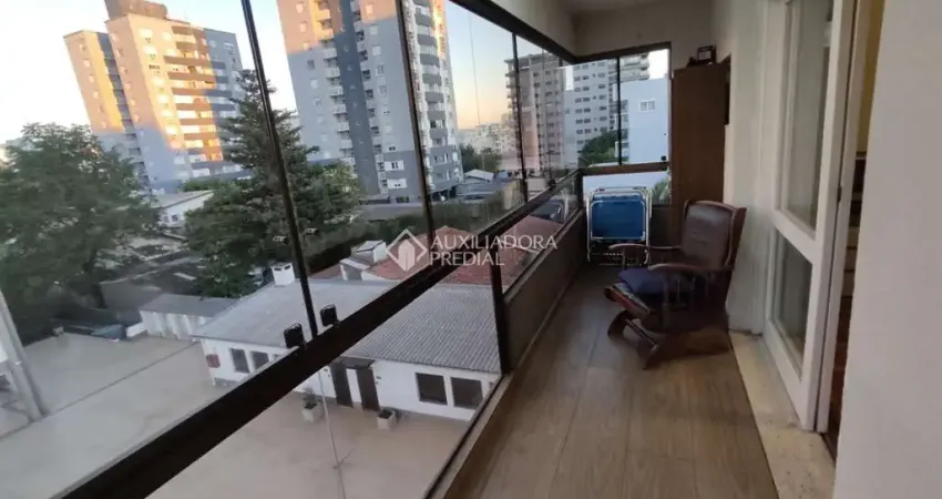 Apartamento com 3 quartos à venda na Rua Guilherme Morsch, 233, Centro, Canoas