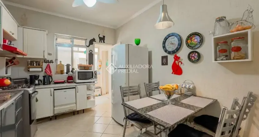 Apartamento com 3 quartos à venda na Rua Olavo Bilac, 462, Azenha, Porto Alegre