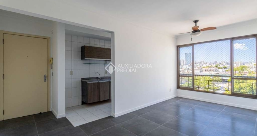 Apartamento com 3 quartos à venda na Avenida Polônia, 375, São Geraldo, Porto Alegre