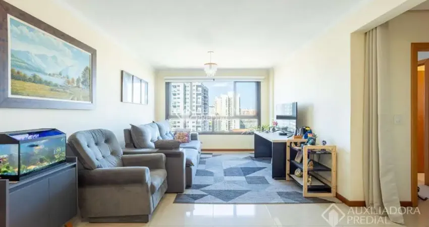 Apartamento com 2 quartos à venda na Rua Itapeva, 151, Passo da Areia, Porto Alegre
