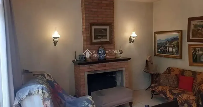 Casa com 3 quartos à venda na Rua Sargento Nicolau Dias de Farias, 50, Tristeza, Porto Alegre