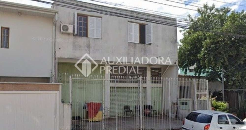 Barracão / Galpão / Depósito à venda na Travessa Doutor Heinzelmann, 69, Navegantes, Porto Alegre