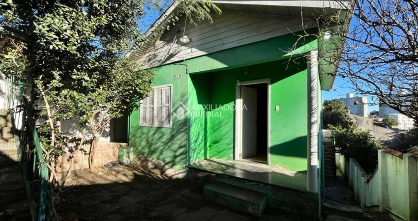 Casa com 2 quartos à venda na Rua Artur Azevedo, 249, Partenon, Porto Alegre