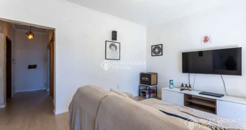 Casa com 3 quartos à venda na Rua Gustavo Schmidt, 553, Três Figueiras, Porto Alegre