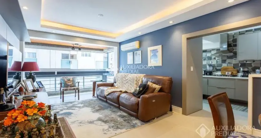 Apartamento com 2 quartos à venda na Avenida Independência, 510, Independência, Porto Alegre