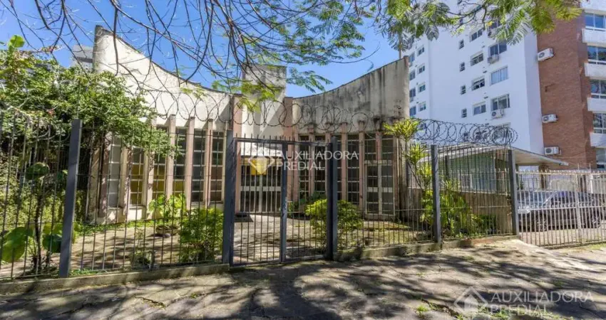 Prédio à venda na Rua Isidoro Tressi, 482, Jardim Botânico, Porto Alegre