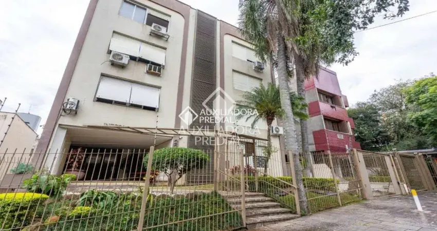 Apartamento com 3 quartos à venda na Avenida Coronel Lucas de Oliveira, 2285, Petrópolis, Porto Alegre