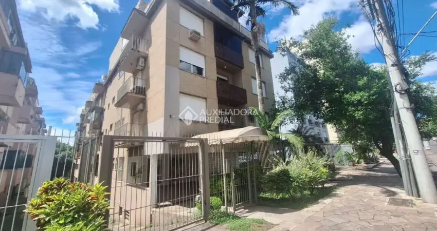 Cobertura com 1 quarto à venda na Rua Roque Calage, 796, Passo da Areia, Porto Alegre