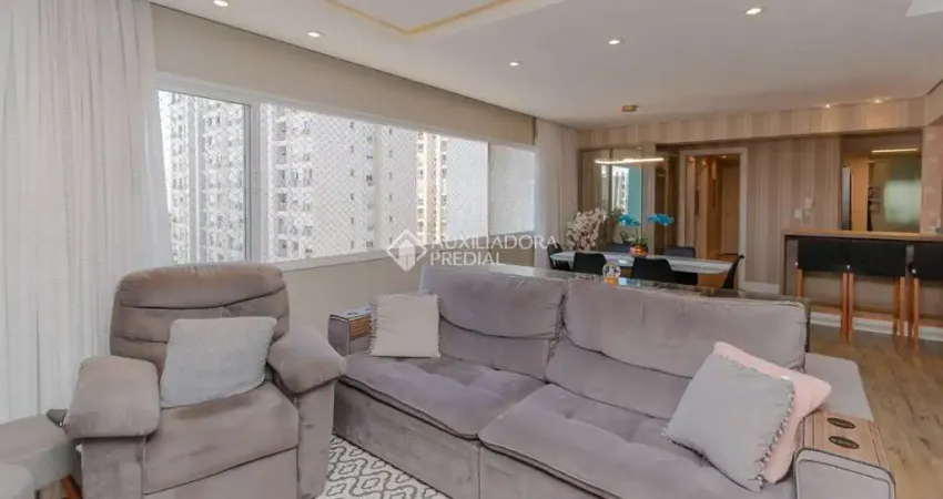 Apartamento com 3 quartos à venda na Rua Acélio Daudt, 30, Passo da Areia, Porto Alegre