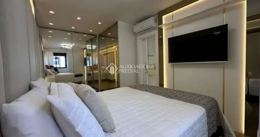 Apartamento com 4 quartos à venda na Rua 315, 299, Meia Praia, Itapema