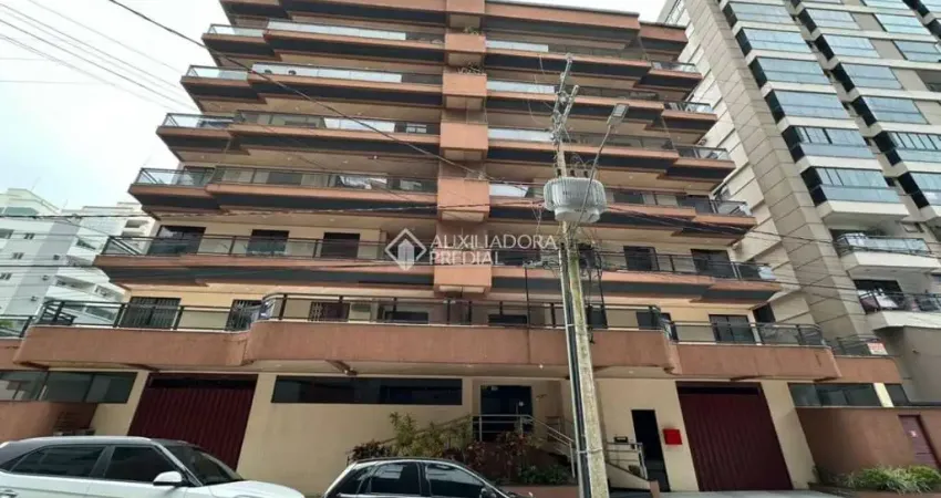 Apartamento com 3 quartos à venda na Rua 310, 330, Meia Praia, Itapema