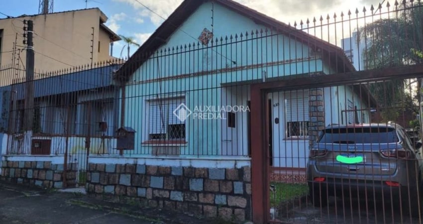 Casa com 2 quartos à venda na Rua Engenheiro Walter Boehl, 635, Vila Ipiranga, Porto Alegre
