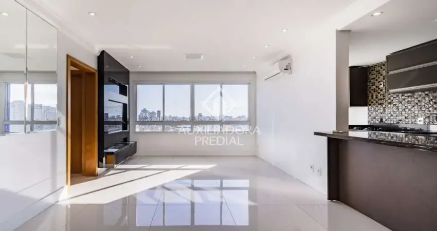 Apartamento com 2 quartos à venda na Rua Gomes de Freitas, 524, Jardim Itu Sabará, Porto Alegre