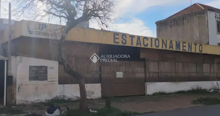 Barracão / Galpão / Depósito à venda na Rua Moura Azevedo, 460, São Geraldo, Porto Alegre