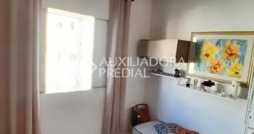 Apartamento com 2 quartos à venda na Rua Deodoro, 95, Protásio Alves, Porto Alegre