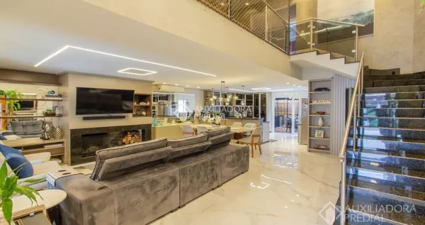 Casa em condomínio fechado com 4 quartos à venda na Avenida Willy Eugênio Fleck, 1495, Rubem Berta, Porto Alegre