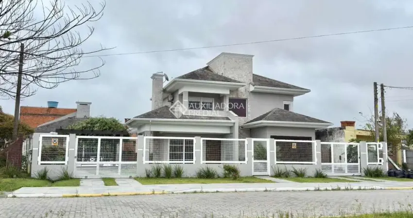 Casa com 4 quartos à venda na Avenida Interbalneários, 53, Rainha do Mar, Xangri-Lá