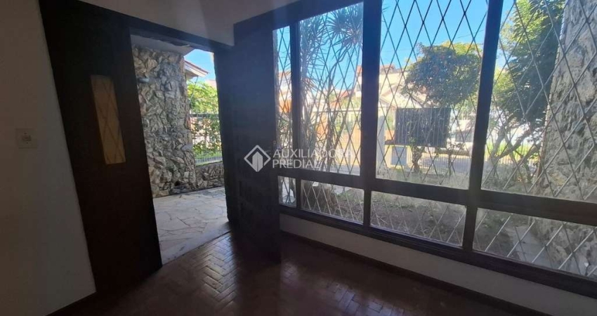 Casa em condomínio fechado com 3 quartos à venda na Rua Doutor Alberto Albertini, 301, São Sebastião, Porto Alegre
