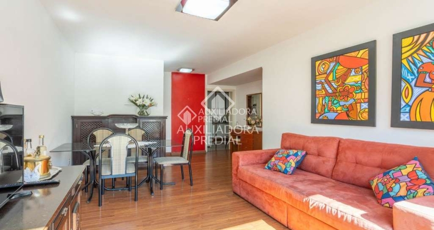 Apartamento com 2 quartos à venda na Rua Coronel Genuino, 194, Centro Histórico, Porto Alegre