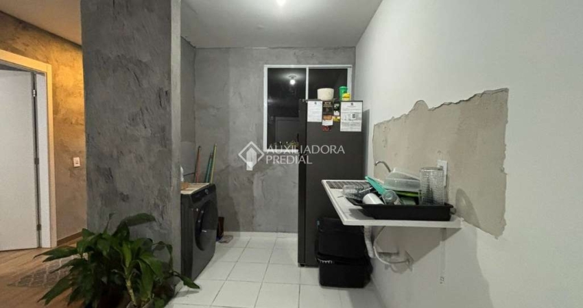 Apartamento com 2 quartos à venda na Avenida Edgar Pires de Castro, 4900, Restinga, Porto Alegre