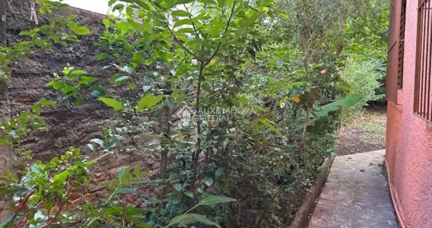 Casa com 3 quartos à venda na Rua Vicente Pallotti, 67, Passo da Areia, Porto Alegre