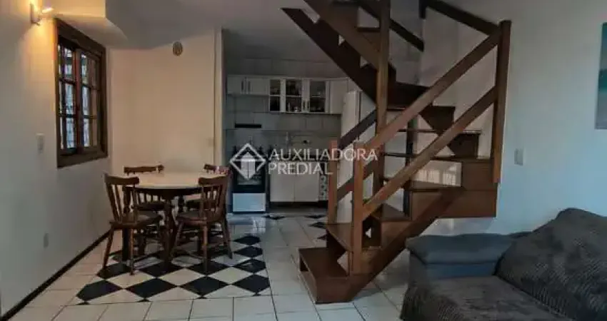 Casa em condomínio fechado com 3 quartos à venda na Rua Professor Carvalho Freitas, 1485, Teresópolis, Porto Alegre