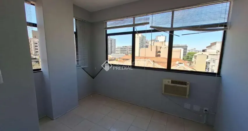 Sala comercial à venda na Rua César Lombroso, 49, Rio Branco, Porto Alegre