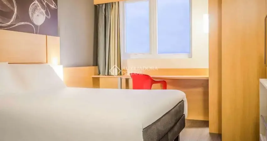 Flat com 1 quarto à venda na Avenida Assis Brasil, 9300, Sarandi, Porto Alegre