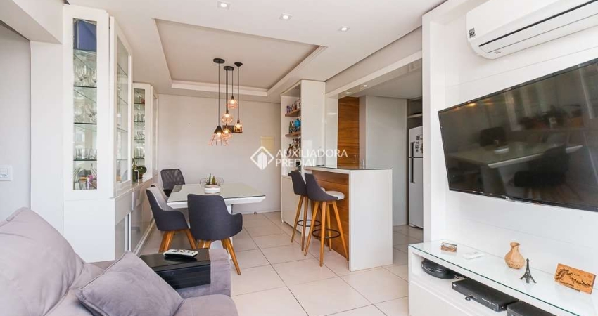 Apartamento com 2 quartos à venda na Avenida Viena, 374, São Geraldo, Porto Alegre