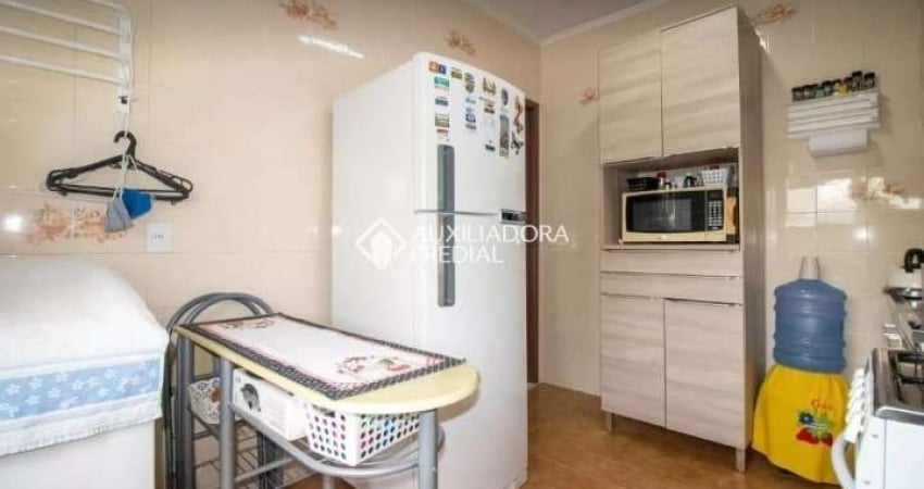Apartamento com 2 quartos à venda na Rua Lasar Segall, 530, São Sebastião, Porto Alegre