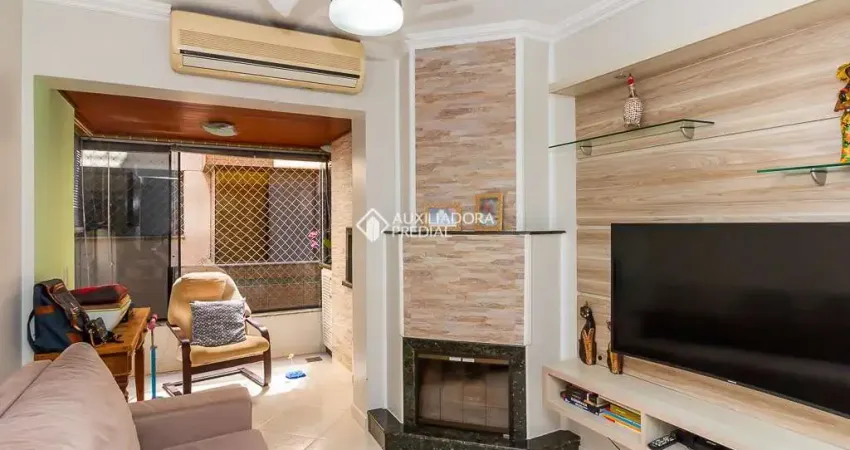 Apartamento com 3 quartos à venda na Rua Olinda, 411, São Geraldo, Porto Alegre