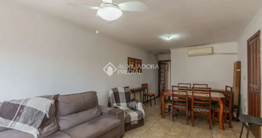 Casa com 2 quartos à venda na Rua do Canto, 51, Bom Jesus, Porto Alegre