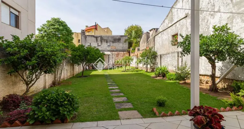 Casa com 3 quartos à venda na Rua Catumbi, 325, Medianeira, Porto Alegre