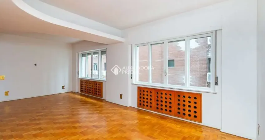 Apartamento com 3 quartos à venda na Rua Jardim Cristofel, 44, Independência, Porto Alegre