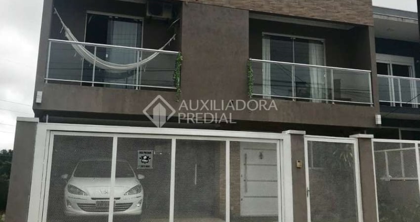 Casa em condomínio fechado com 3 quartos à venda na Rua Verdes Campos, 660, Mário Quintana, Porto Alegre
