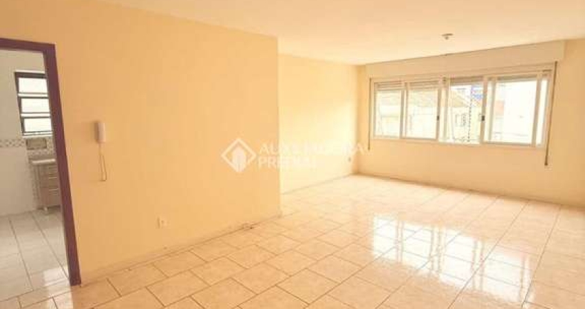 Apartamento com 3 quartos à venda na Rua César Lombroso, 77, Rio Branco, Porto Alegre