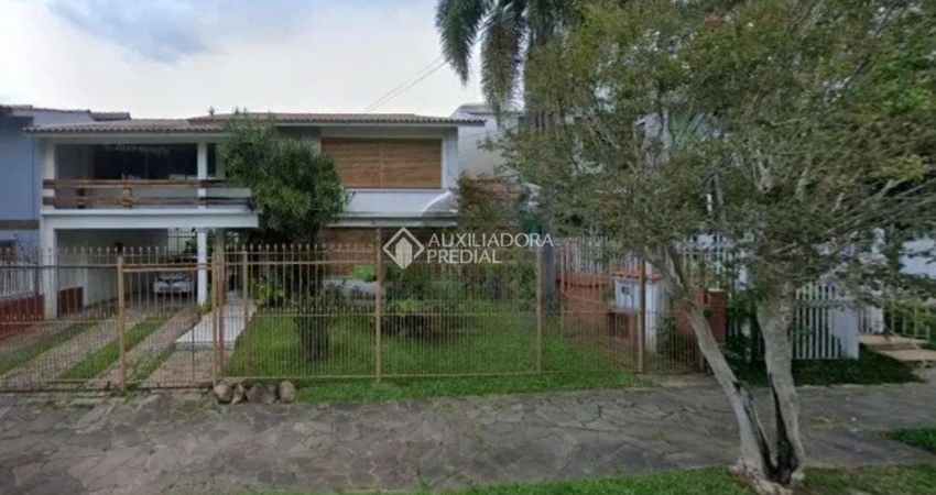 Casa em condomínio fechado com 3 quartos à venda na Avenida La Paz, 39, Jardim Lindóia, Porto Alegre
