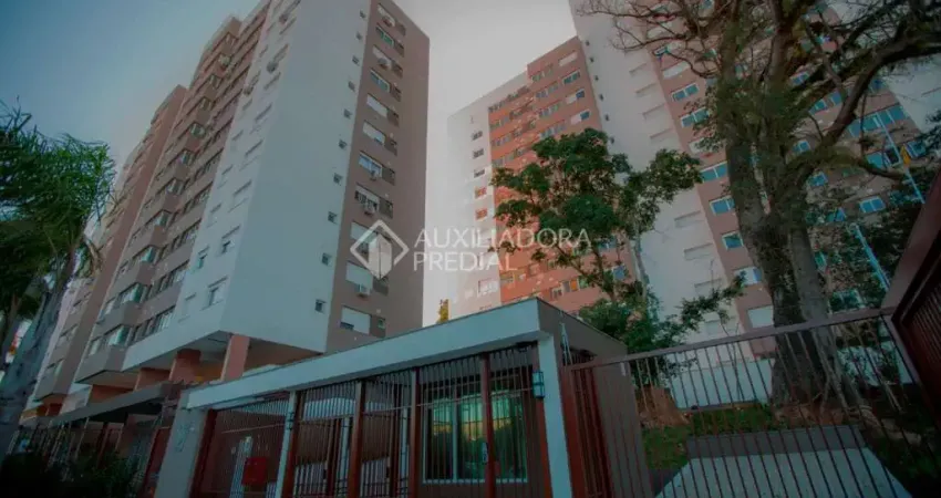 Apartamento com 3 quartos à venda na Rua Dário Totta, 215, Teresópolis, Porto Alegre