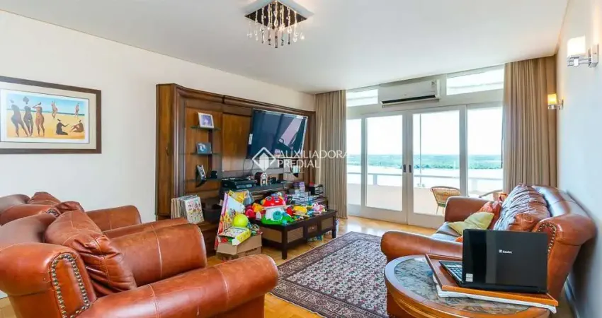 Apartamento com 3 quartos à venda na Avenida Mauá, 841, Centro Histórico, Porto Alegre