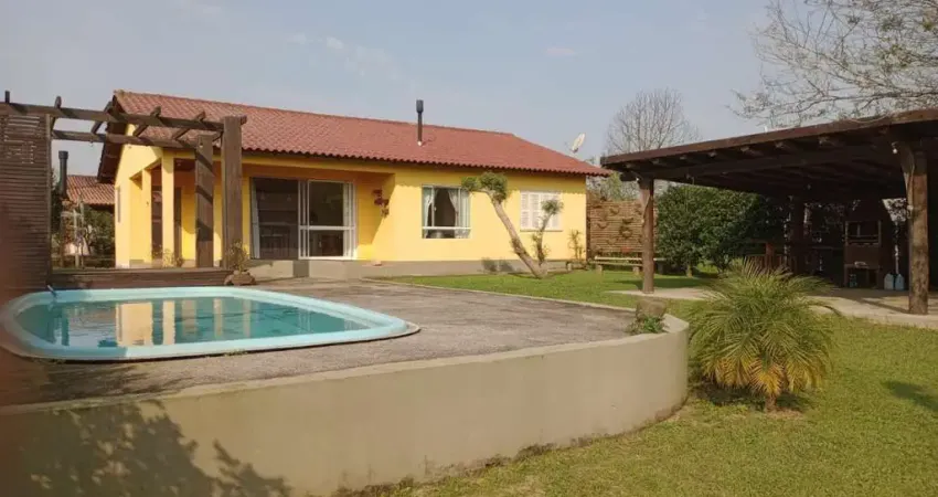 Casa em condomínio fechado com 3 quartos à venda na Rodovia ERS-040, 60, Águas Claras, Viamão