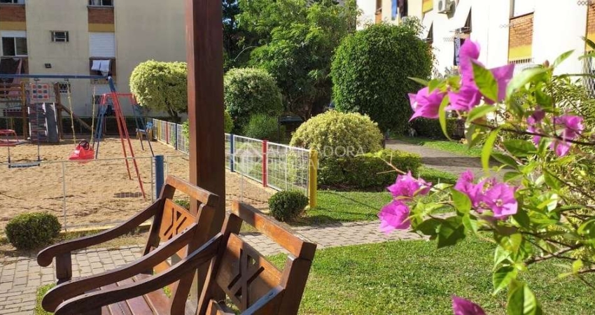 Apartamento com 2 quartos à venda na Rua Roque Calage, 240, Passo da Areia, Porto Alegre