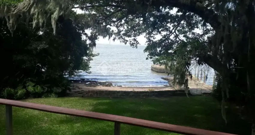 Casa em condomínio fechado com 3 quartos à venda na Rua Jacarandás, 136, Ponta Grossa, Porto Alegre