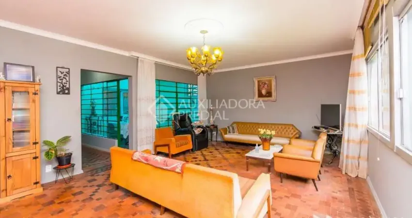 Casa em condomínio fechado com 4 quartos à venda na Rua Visconde de Duprat, 43, Petrópolis, Porto Alegre